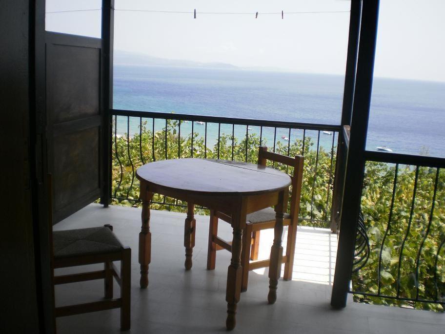 Ktena Apartments Platanias  Zimmer foto